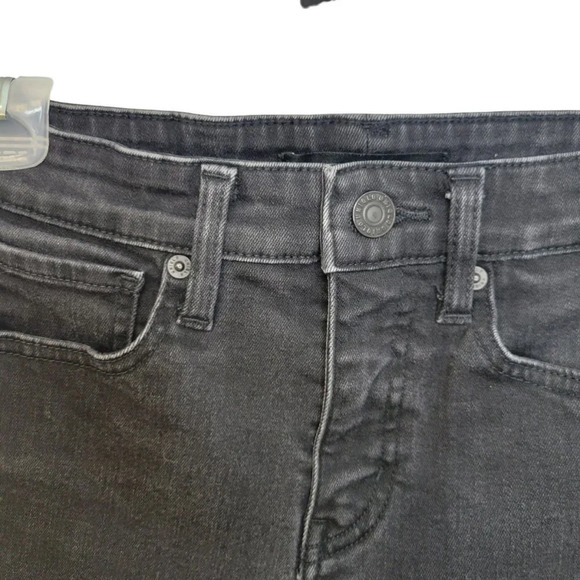 Uniqlo Black Wash High  Rise Skinny Jeans - Picture 3 of 7